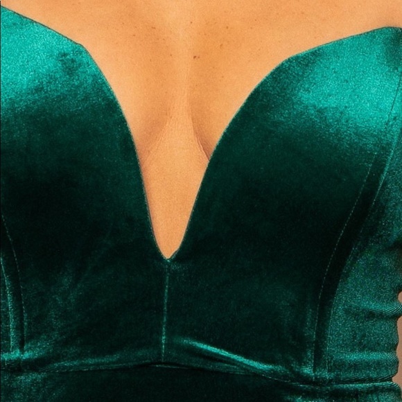 SOLD OUT - Picture 4 of 9